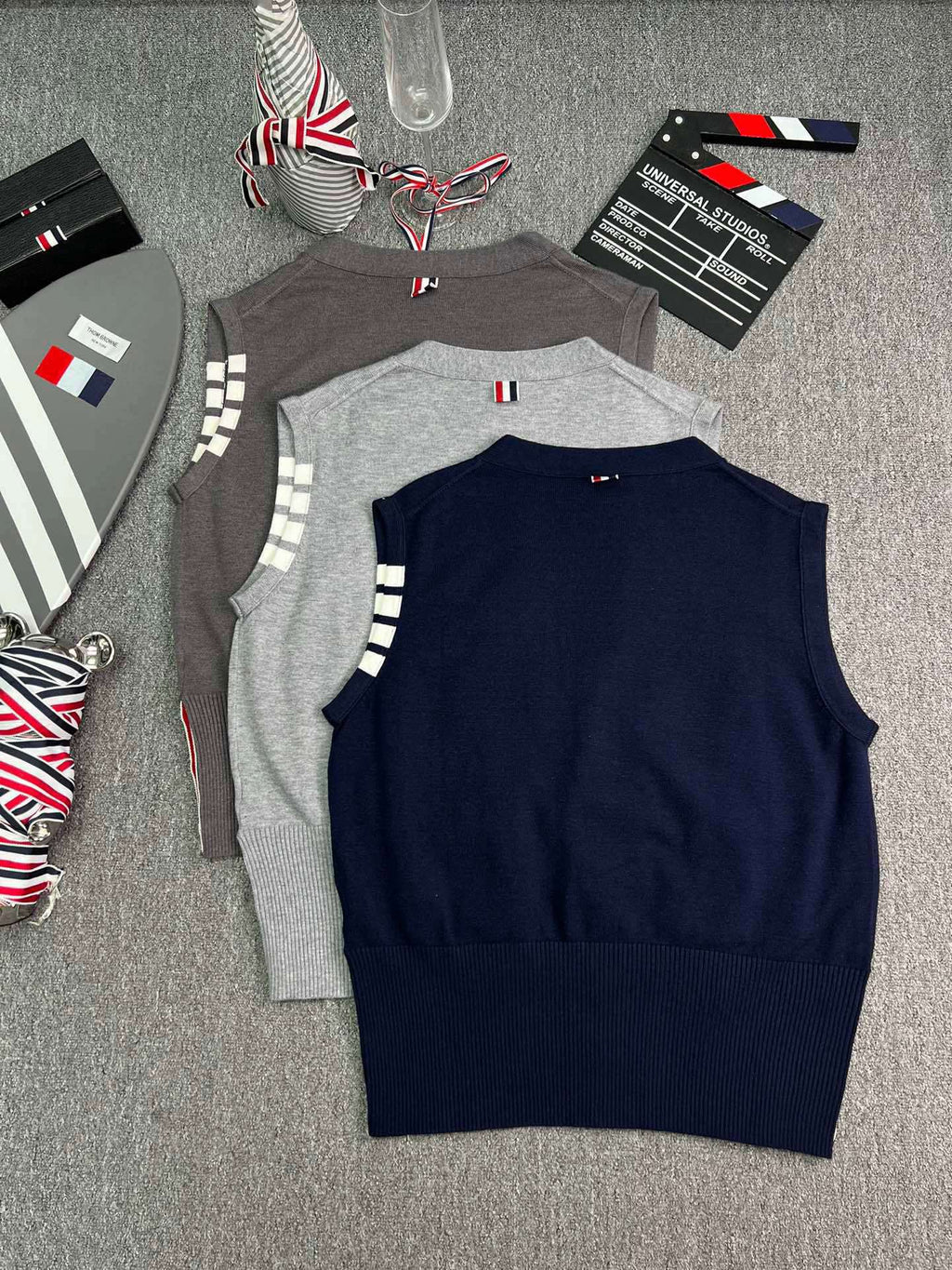 Thom Browne Style Four-Bar V-Neck Button Knit Vest