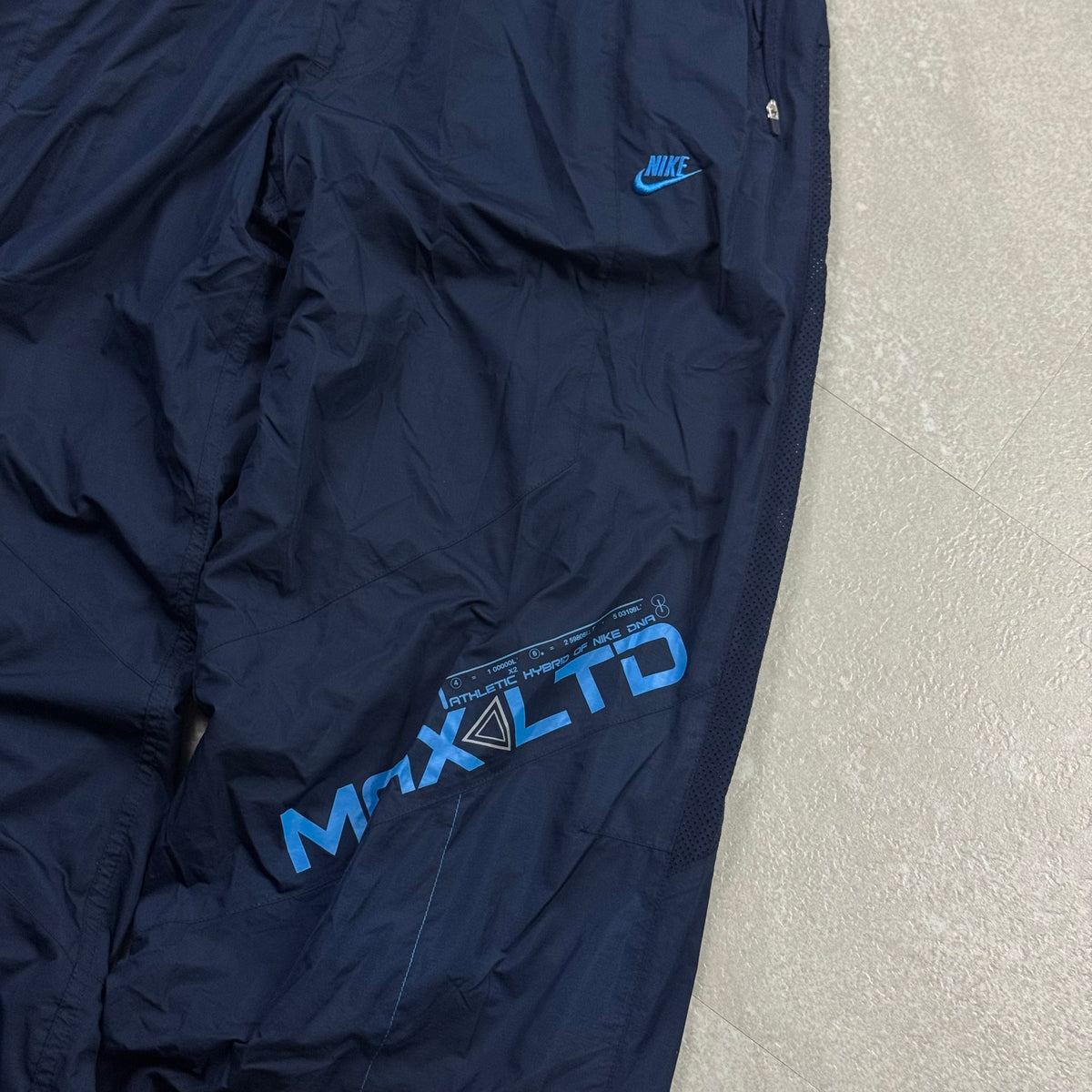 Vintage Nike Trackpants (XL)