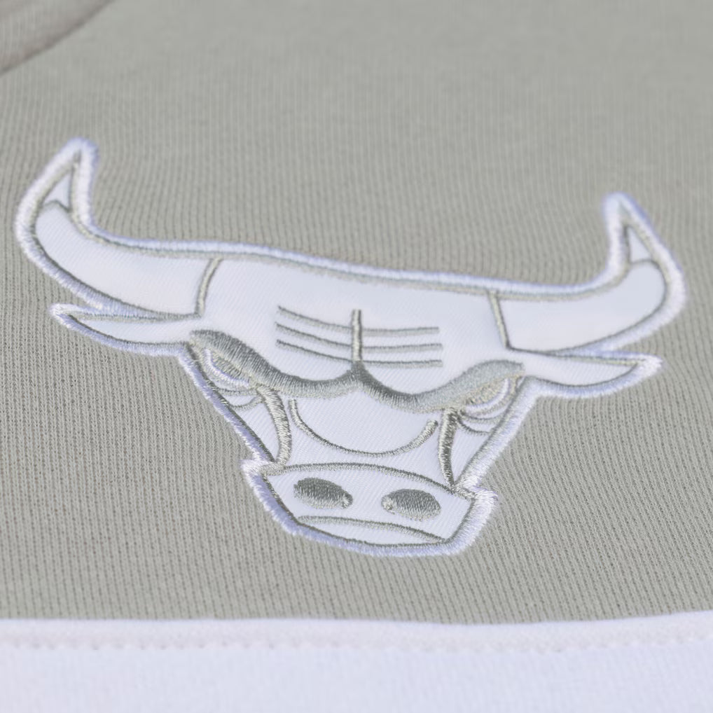 M&N NBA Chicago Bulls Thunderstorm Head Coach 1/4 Zip