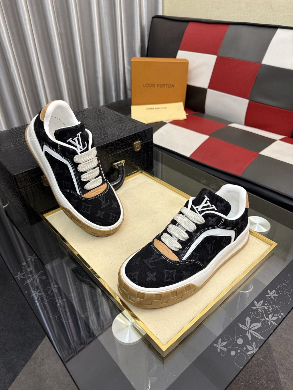 Louis Vuitton Patterned Low-Top Sneakers